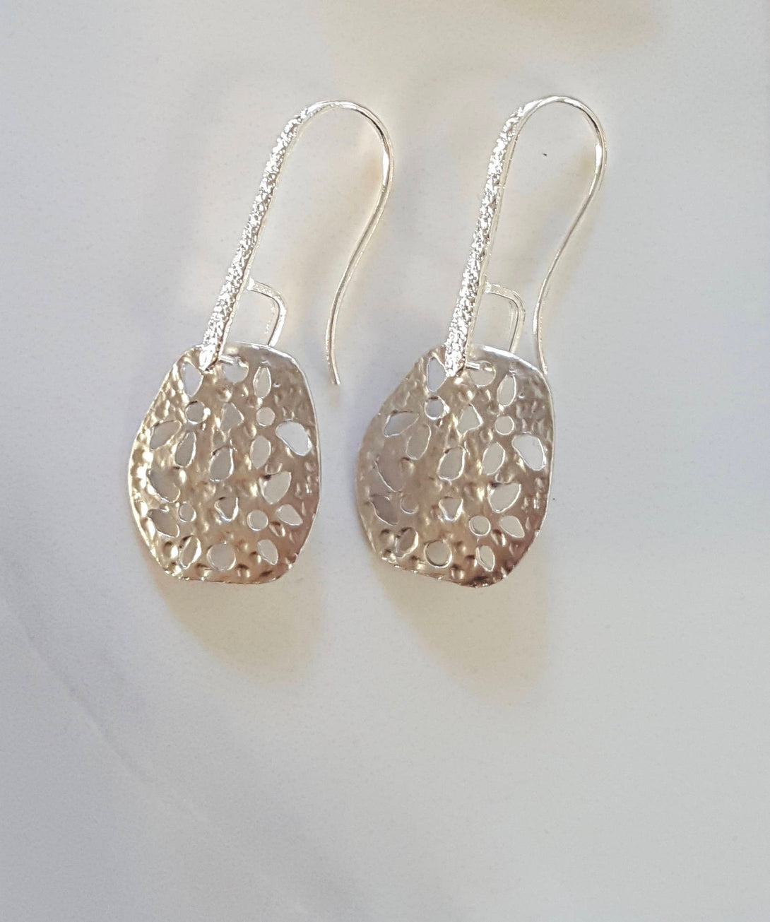 Cut Out Filigree Drop Earrings