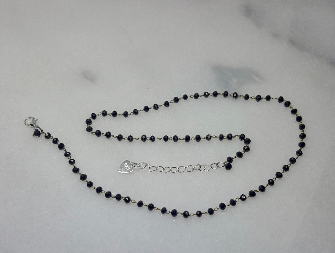 Dainty And Delicate Onyx Bead Necklace