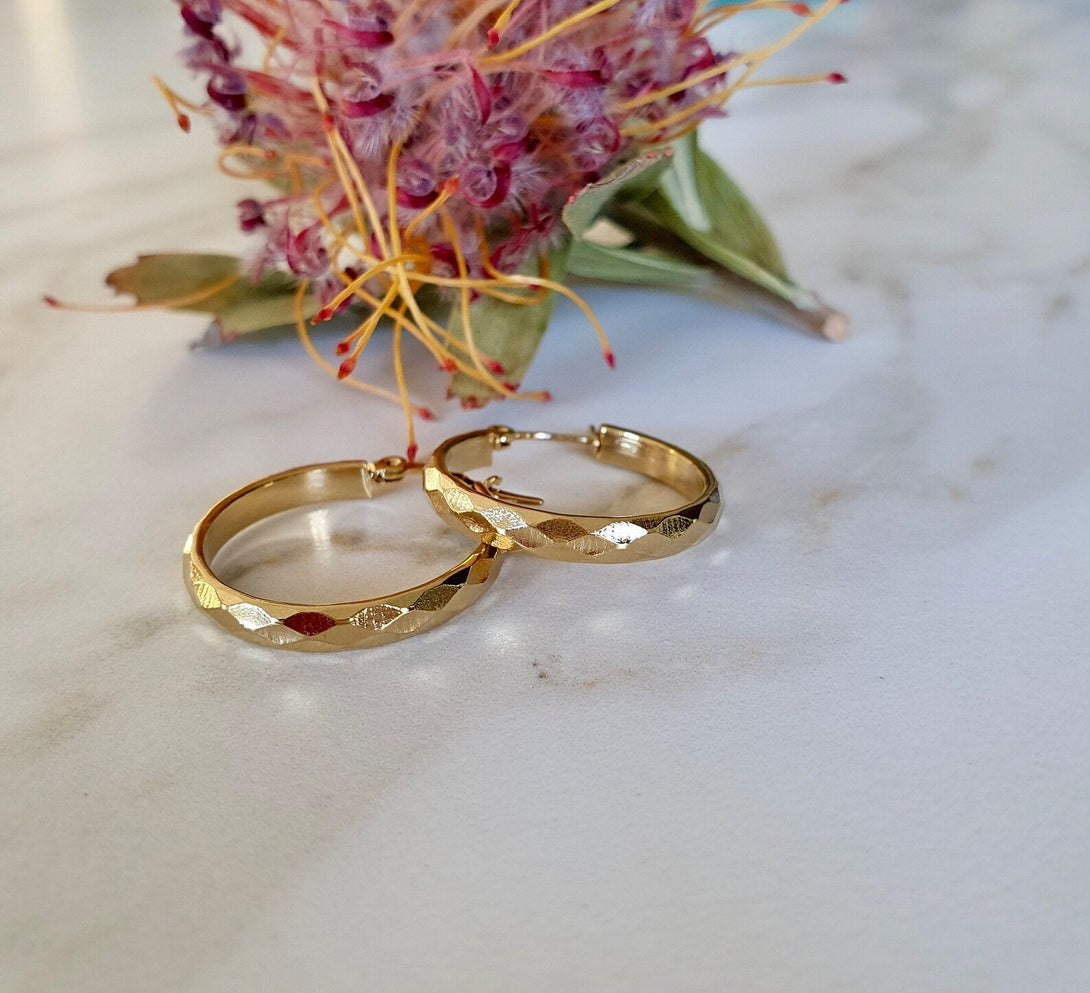 Hammered Gold Or Silver Creole Hoop Earrings In Titanium Steel