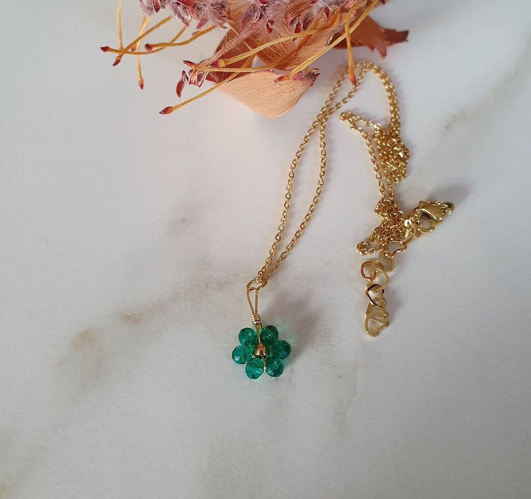 Emerald Green Austrian Crystal Flower Gold Pendant Necklace