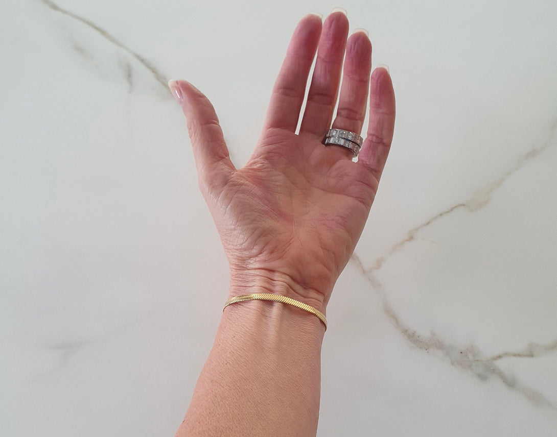 Flat Link Herringbone Gold Or Silver Omega Chain Bracelet, Minimalist Unisex Jewellery