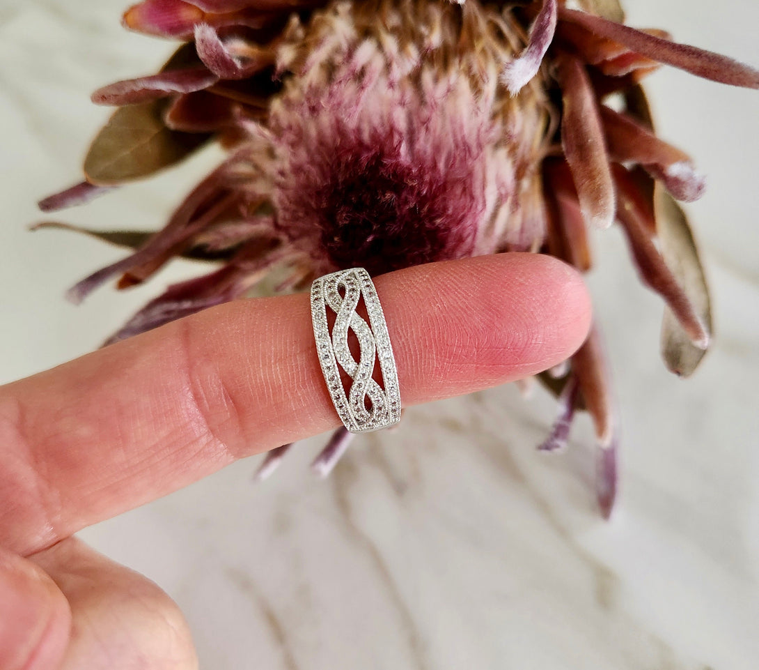 Art Deco Style Sterling Silver Filigree Band Ring - Vintage Inspired Jewelry